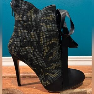 Elegant Black and Gold Women's Ankle Boots